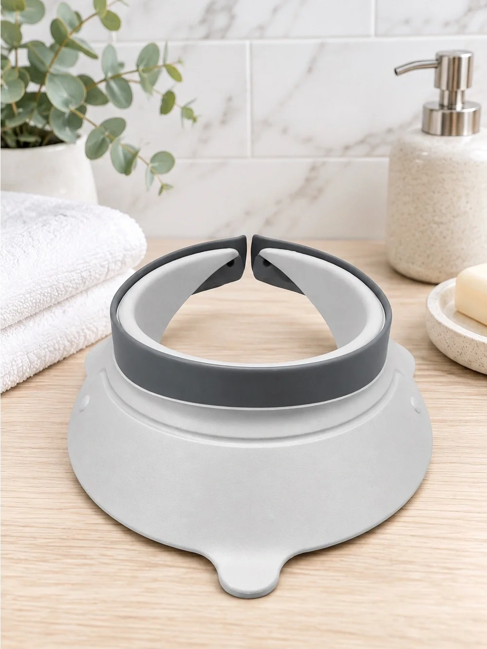 Baby Silicone Shampoo Rinse Shield Visor Gray NWOT